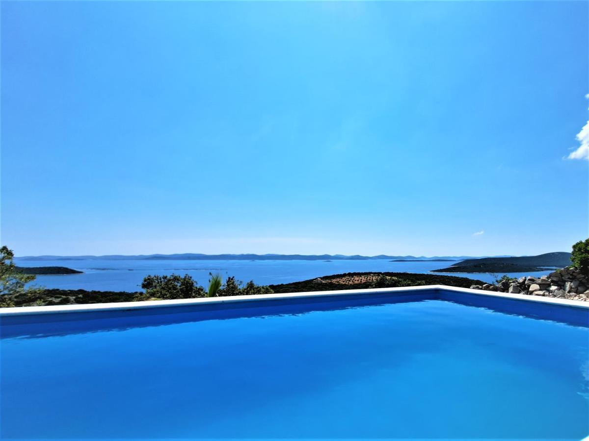 Villa Robinson تكون المظهر الخارجي الصورة